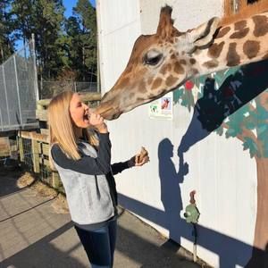 Meet your Posher, Brooke